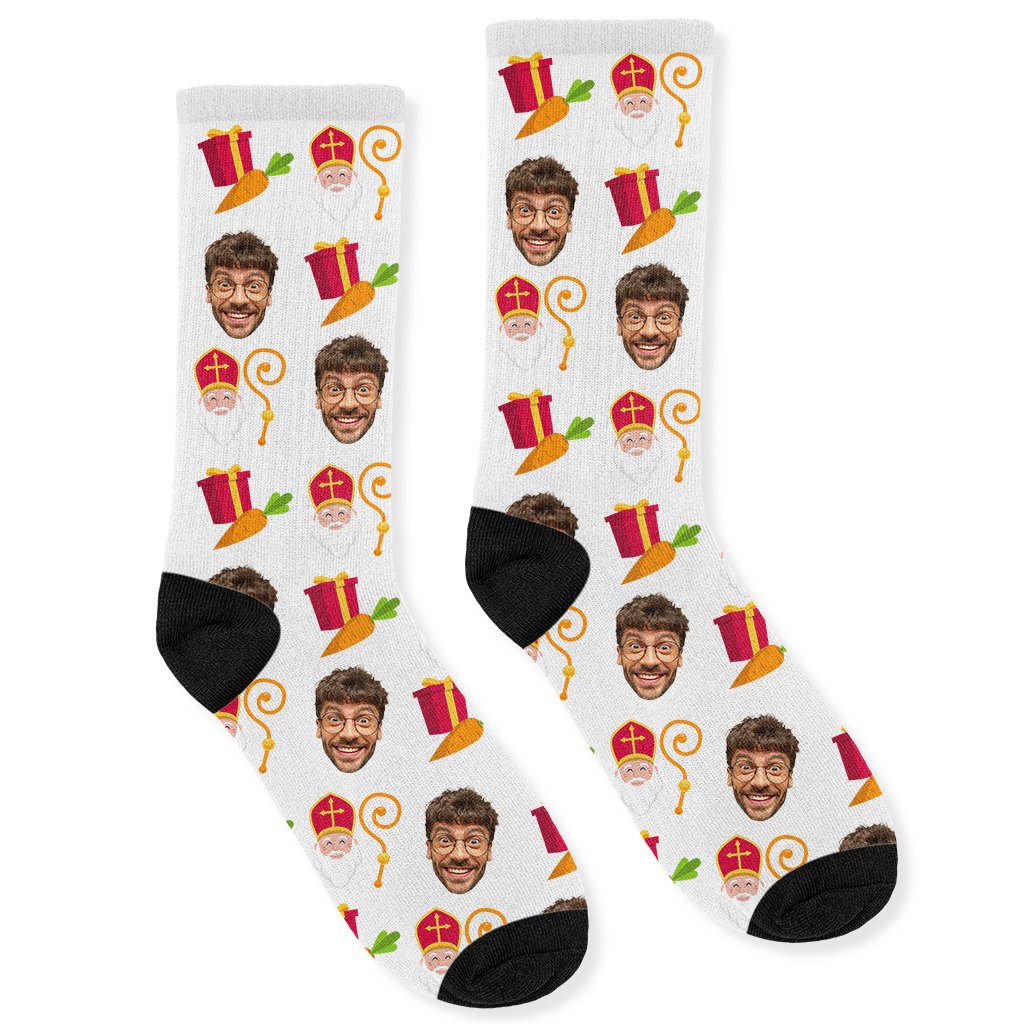 Gepersonaliseerde Sokken met Foto | Sinterklaas Wortel en Cadeau - Funnysokken.nl